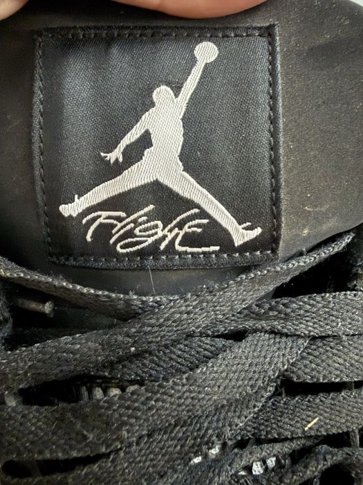 jordan 4 alb/negru