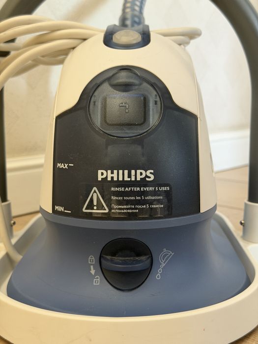 Паровой утюг Phillips(отпариватель)