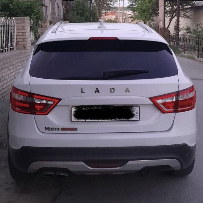 Lada Vesta Cross