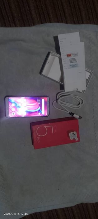 Redmi 5 plus  ( Redmi 5+)