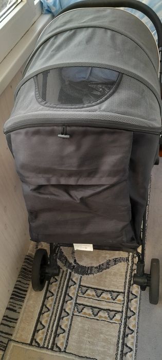 Продаётся прогулочная коляска