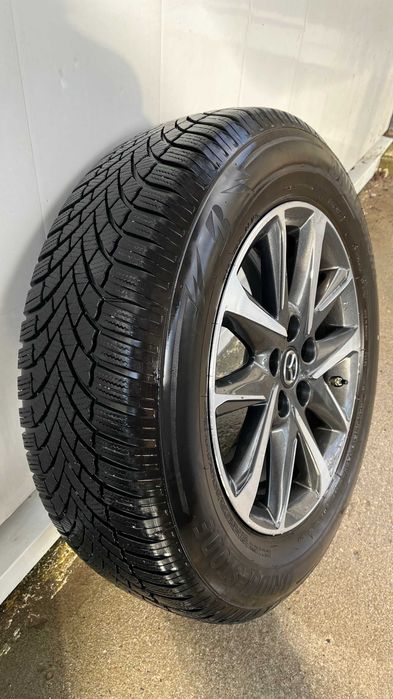 Продават се 4 гуми с 4 джанти от MAZDA CX-5, заедно с капачките