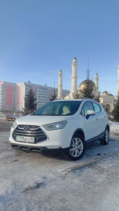 Продам JAC S3 2015 года