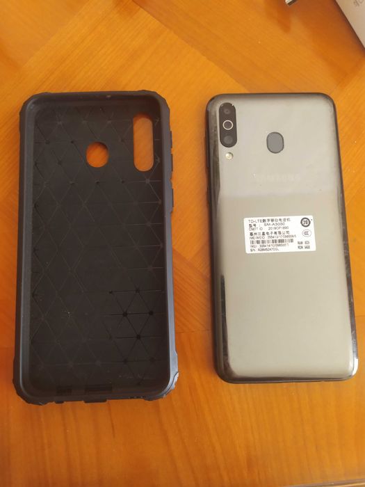 Смартфон Samsung A40s