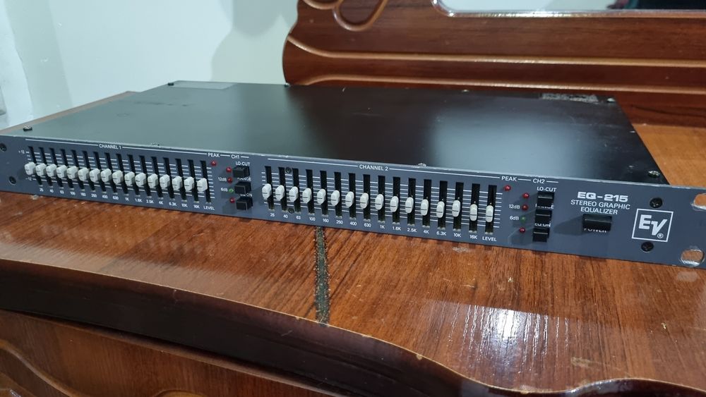Electro voice EQ-215 original ekvalayzer sotiladi yangi holatda