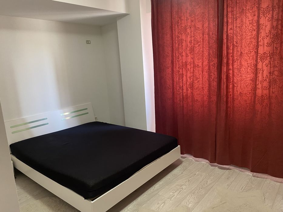Inchiriez Apartament 3 camere