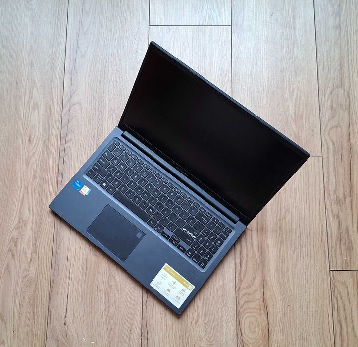 15.6' IPS Asus Intel Core i5-1240P 16-ядрен/16GB/512GB SSD/Intel Iris