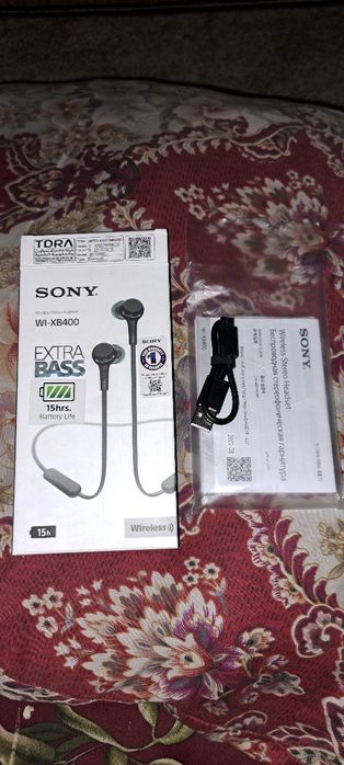 Спортивний  безпроводной наушник SONY WI-XB400