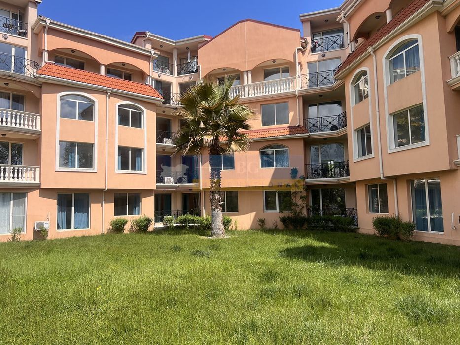 Продава се Двустаен апартамент в Созопол - 86 кв.м за 1157 €/кв.м - Снимка #11