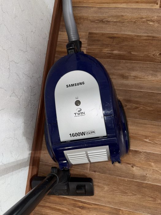 Продам пылесос в хорошем состоянии