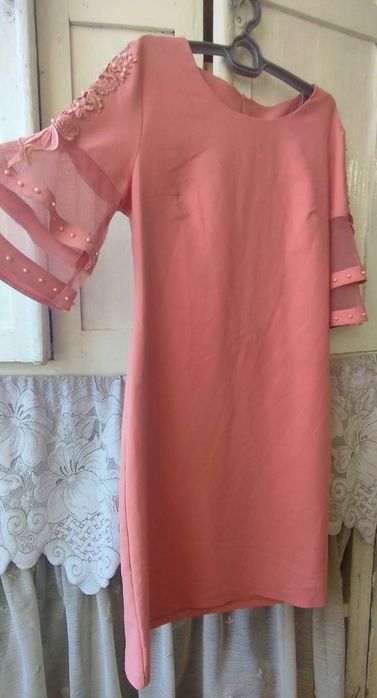 Платье Розовое с красивыми рукавами