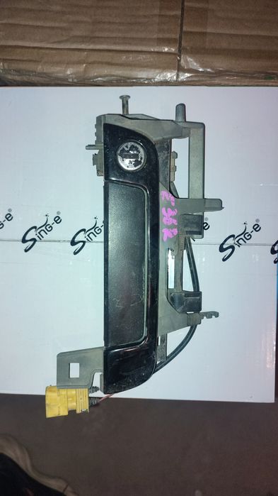 Продам по запчастям е36 седан мотор м40.