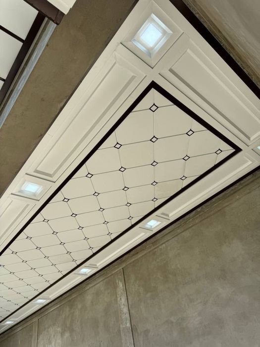 Tunikabond Tunika patalok va fasad