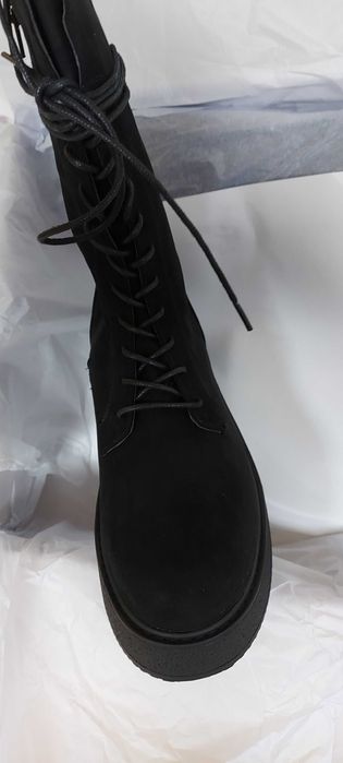 Високи боти с връзки ABOUT YOU