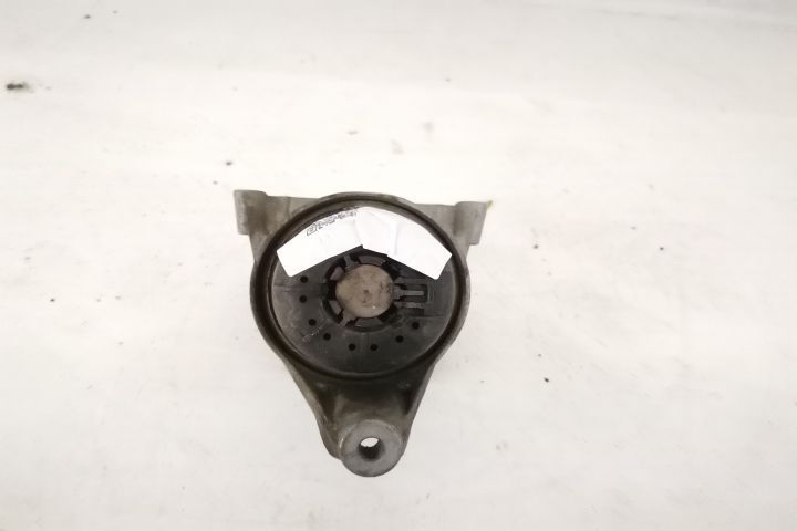 Suport Motor Stanga Original In Stare Buna Audi A4 B9 2015 2016 2017 2