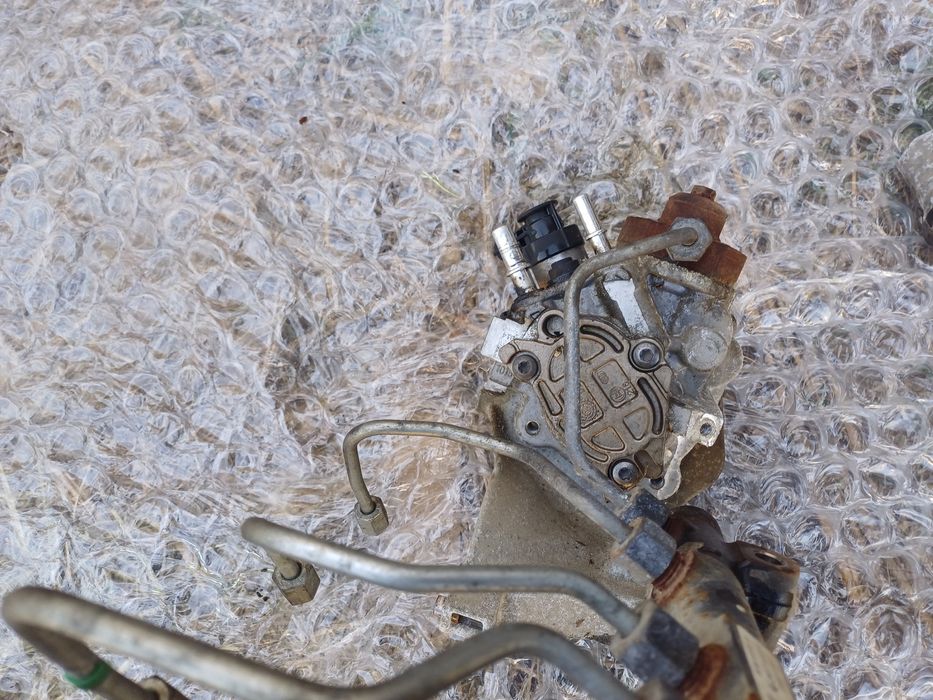 Гнп и рампа за пежо 207 2011 година 1.4 хди 68 коня