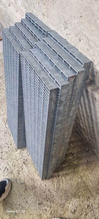 Trepte zincate pe comanda