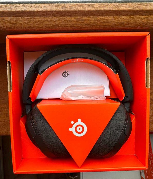 Casti Gaming SteelSeries Arctis Nova 5 wireless