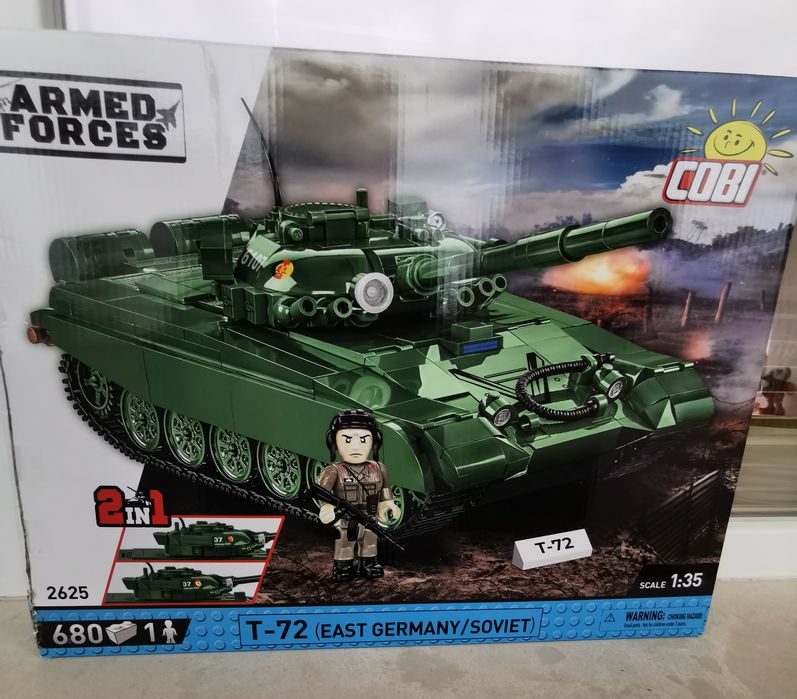 ЛЕГО танк за зглобяване- Конструктор Cobi T-72 East Germany - Soviet,