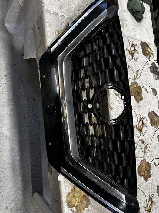 Grilă radiator Nissan qashqai j12.