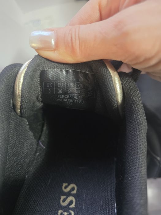 Дамски обувки GUESS