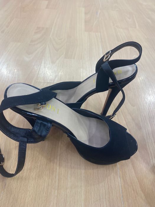 Туфли женские