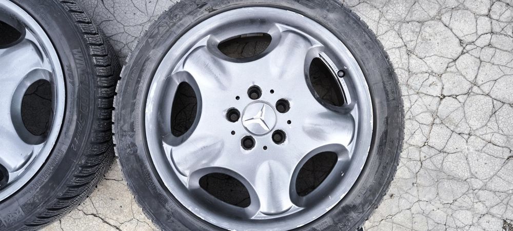 225/45/17 Mercedes Джанти със зимни гуми
