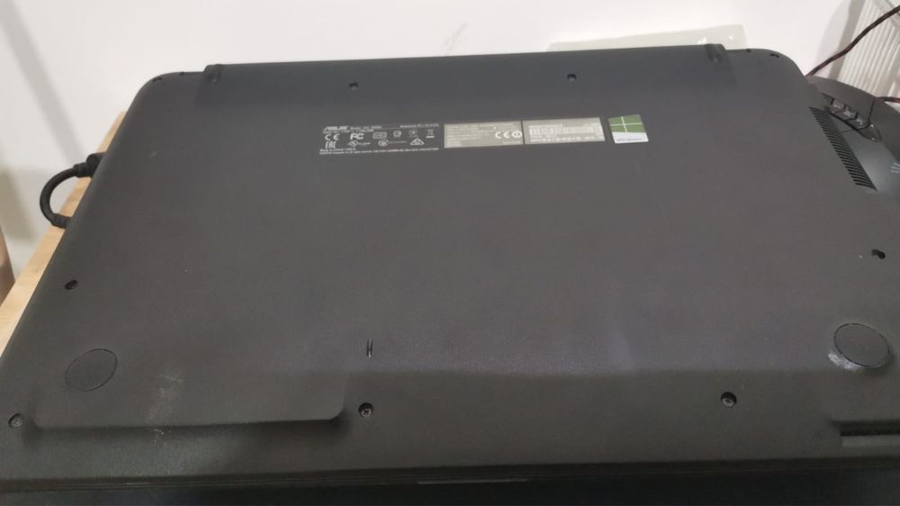 Продам Ноутбук Asus 40 000тг