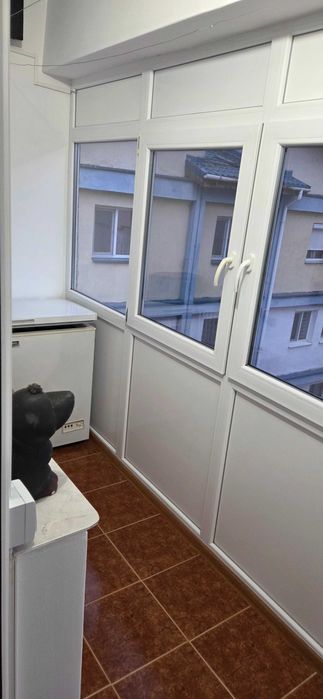 Apartament cu 3 camere