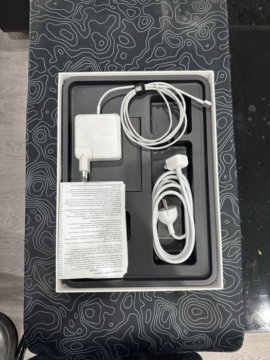 MacBook Air 13 4/256gb 2013