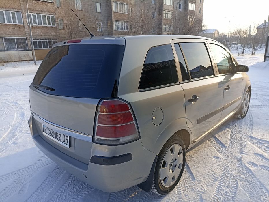 Продам Опель Зафира Б