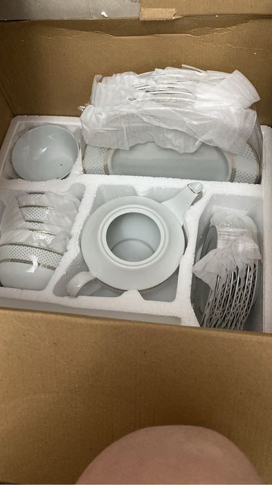 Посуда / сервиз на 52 предмета