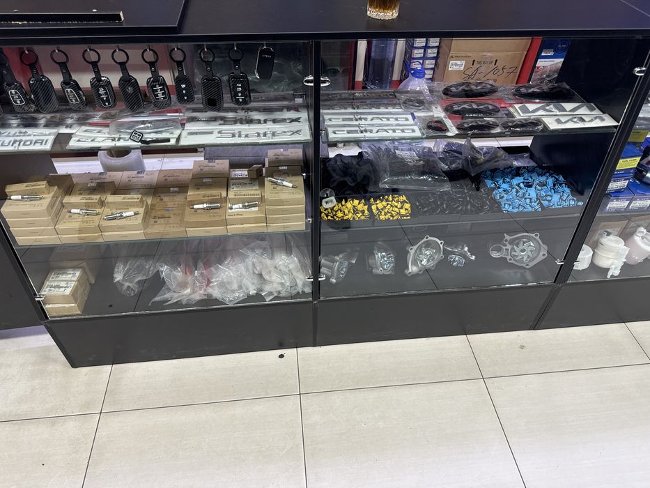 Kia hyundai hamma  kuzuf va hadavoy detalar bor