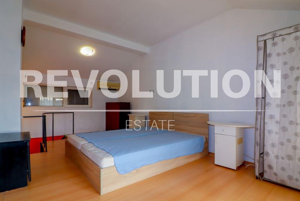 Дава се под наем Мезонет в Варна, Генералите - 55 кв.м за 498.27 € - Снимка #3