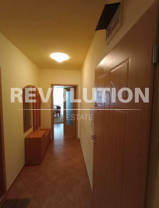 Дава се под наем Двустаен апартамент в Варна, Левски - 70 кв.м за 500 € - Снимка #5