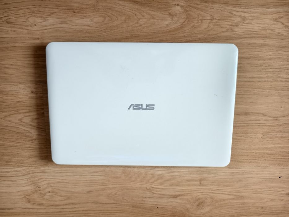 Продам ноутбук asus