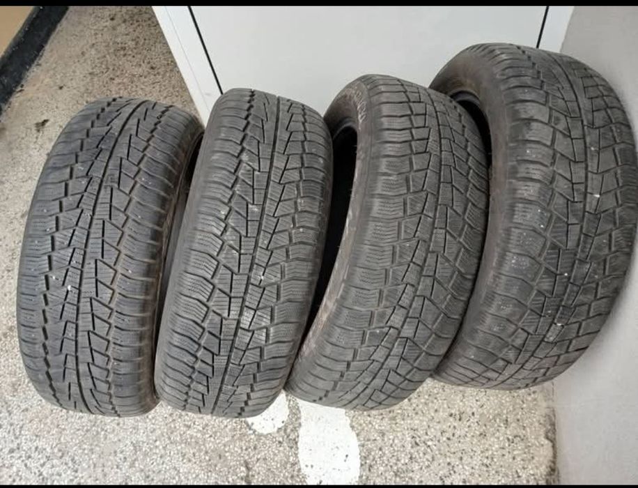 Зимни гуми Gislaved 215/55/R17 DOT 22