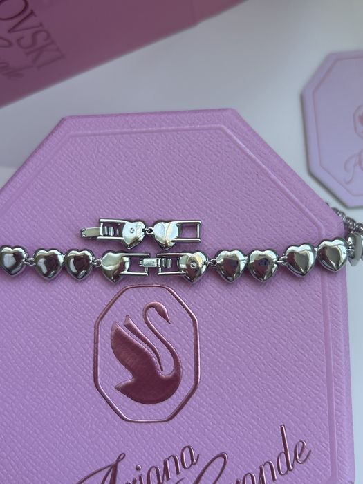 Swarovski - Ariana Grande x Swarovski колие Сърце / НОВО