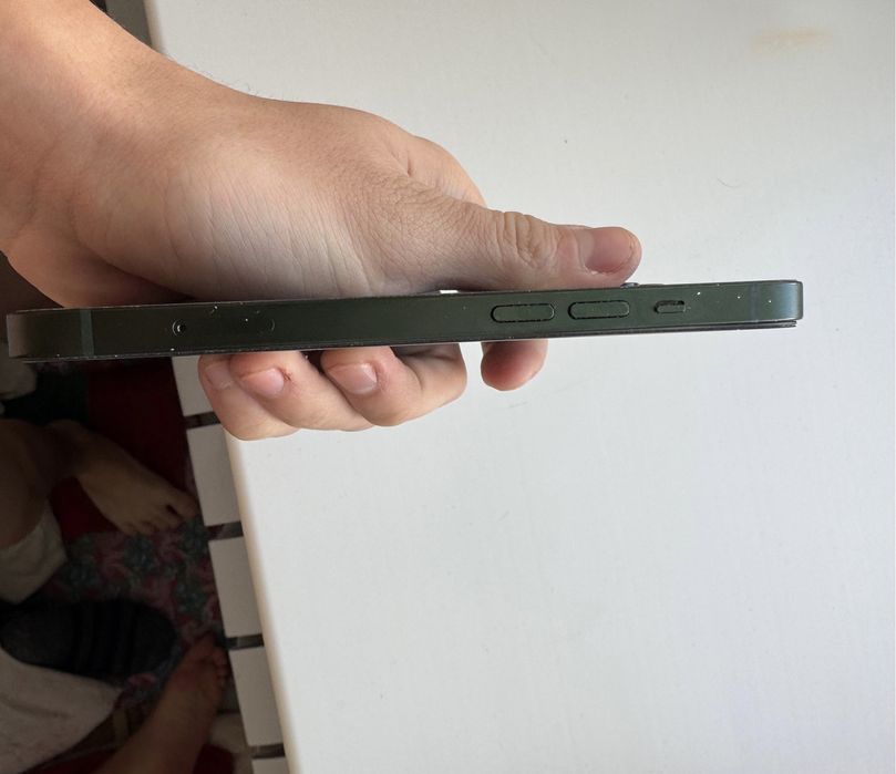 Айфон 13.   100%.   128гб