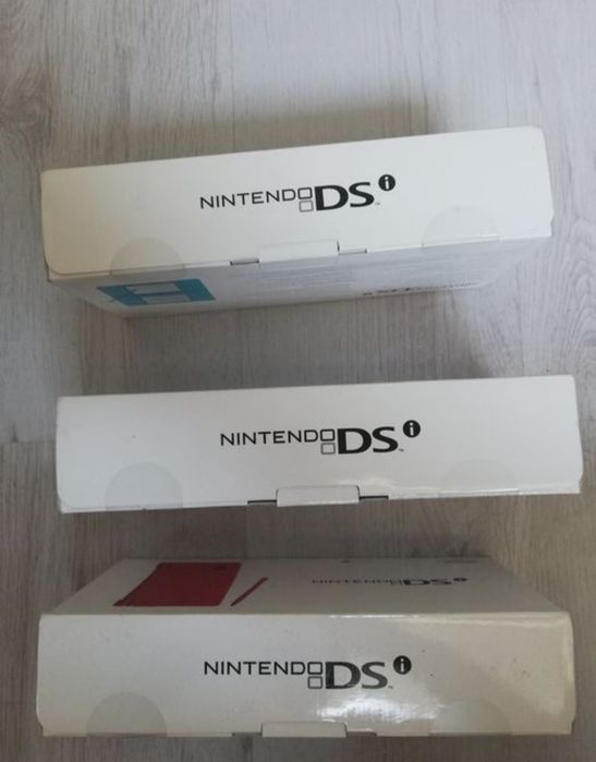 Nintendo DSi - nou - new in box