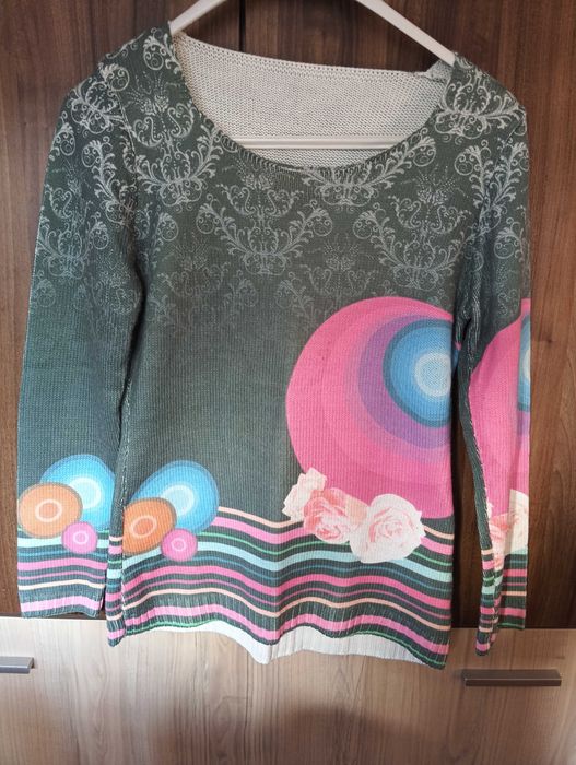 Дамски пуловери по 10 лв