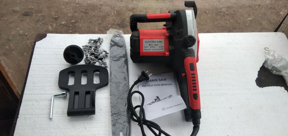 Мошний Електро пила 3.8 КВ