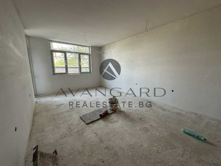 Продава се Двустаен апартамент в Пловдив, Кючук Париж - 74 кв.м за 728 €/кв.м - Снимка #2