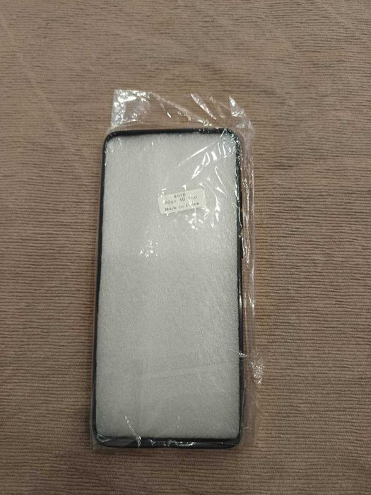 Продавам кейс за Motorola Edge 40 Neo