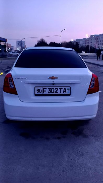 Шевролет Жентра.