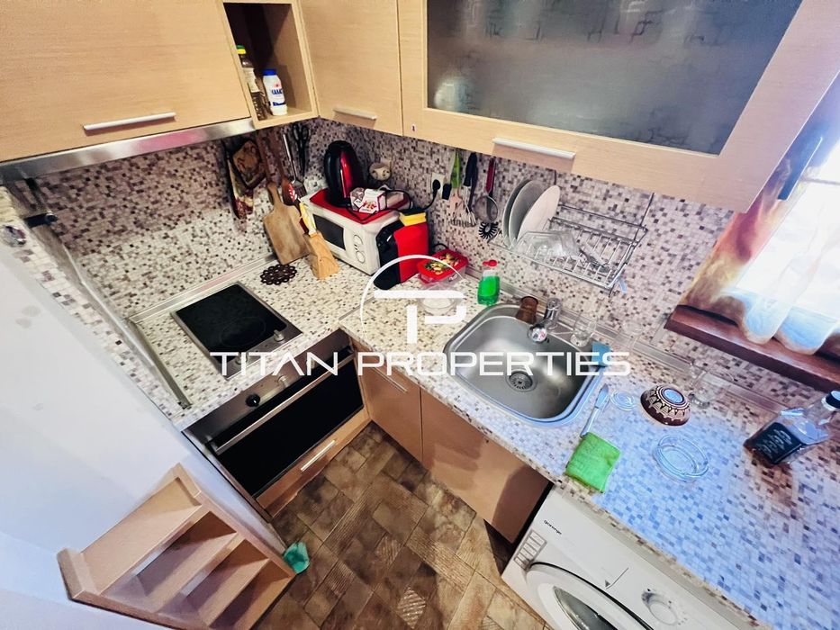 Дава се под наем Едностаен апартамент в Бургас, Лазур - 50 кв.м за 373.83 € - Снимка #2