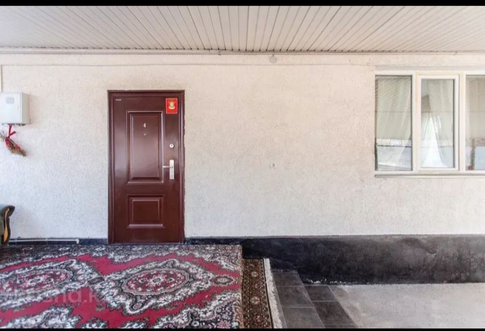 Продам действующий Магазин вместе домом.