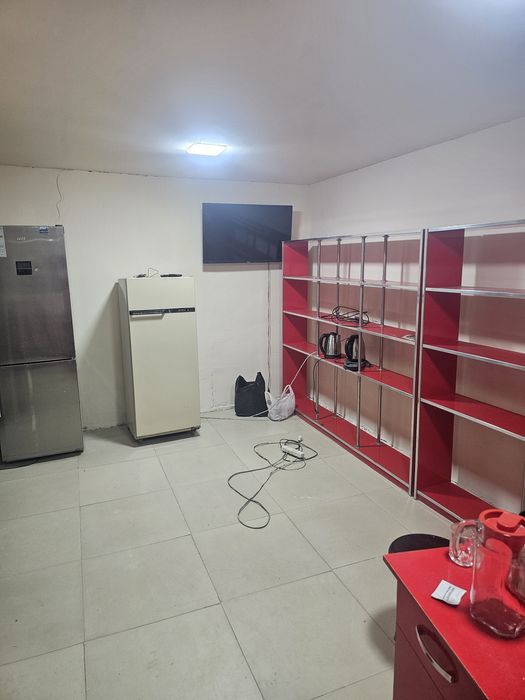 Сдаётся помещение под офис, швейный цех и т.д.