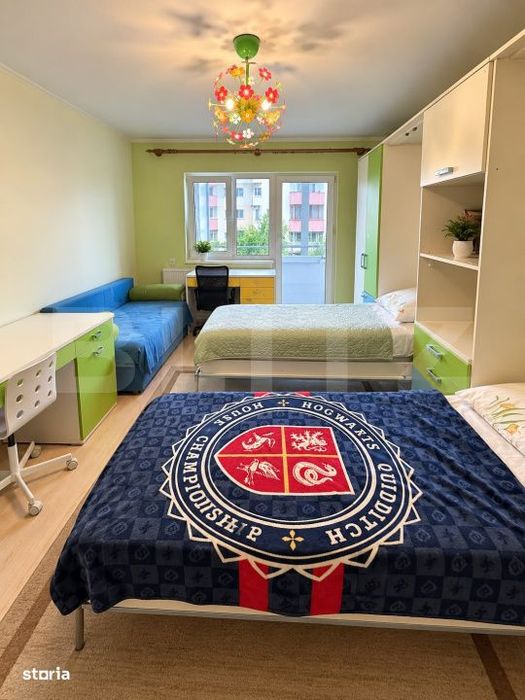 Apartament 4 camere, 77 mp, zona Plopilor