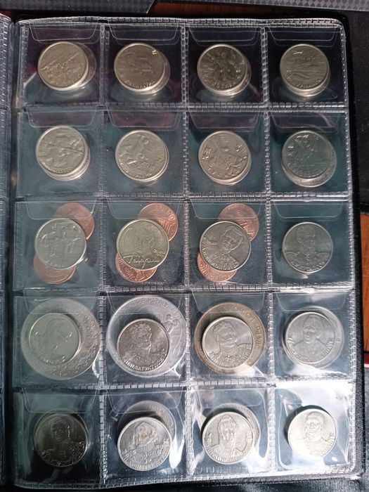 Продаю монеты все сразу